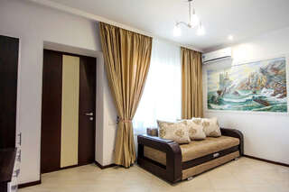 Гостевой дом Путь к солнцу Саки-1